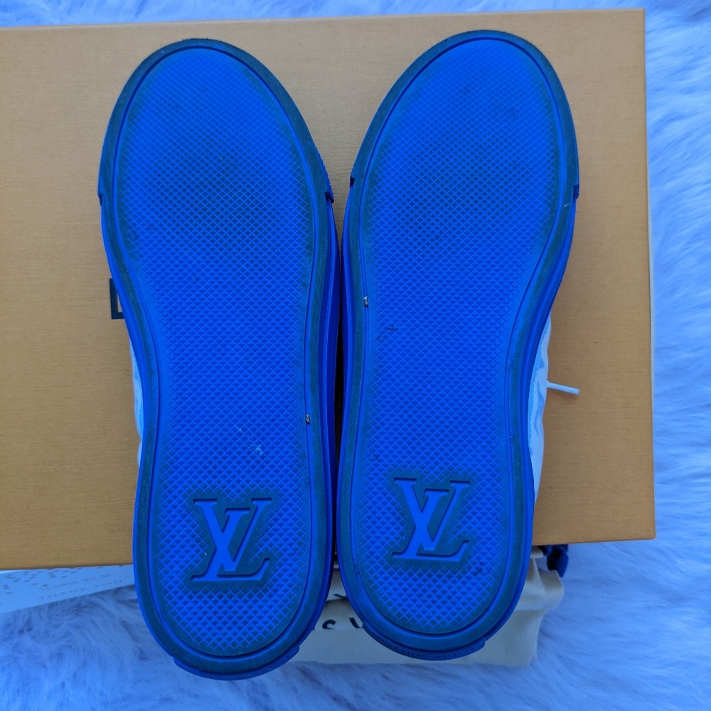Louis Vuitton Sneakers. - Picture 10 of 11
